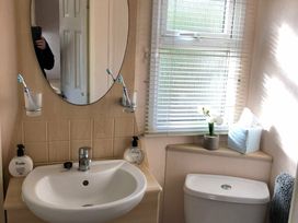 Aberdunant Hall Holiday Park - Holiday Accommodation 10106 - North Wales - 1184880 - thumbnail photo 12
