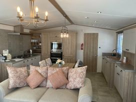 Seashore Holiday Park - Holiday Accommodation 10130 - Norfolk - 1184881 - thumbnail photo 4