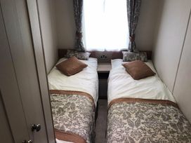 Seashore Holiday Park - Holiday Accommodation 10130 - Norfolk - 1184881 - thumbnail photo 8