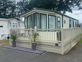 Edwards Leisure Park - Holiday Accommodation 10014 - North Wales - 1184886 - thumbnail photo 1