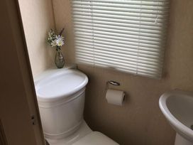 Edwards Leisure Park - Holiday Accommodation 10014 - North Wales - 1184886 - thumbnail photo 7
