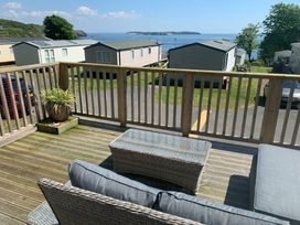 Lydstep Beach - Holiday Accommodation 1010 - South Wales - 1184888 - thumbnail photo 9
