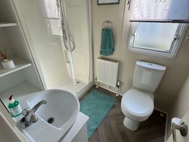 Cala Gran Holiday Park - Holiday Accommodation 1012 - Lake District - 1184889 - thumbnail photo 6