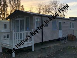 Hopton Holiday Village - Holiday Accommodation 10129 - Suffolk & Essex - 1184890 - thumbnail photo 1