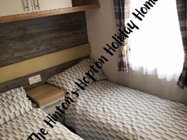 Hopton Holiday Village - Holiday Accommodation 10129 - Suffolk & Essex - 1184890 - thumbnail photo 10