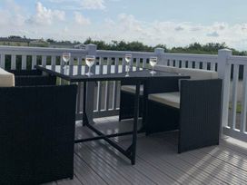 Blue Dolphin Holiday Park - Holiday Accommodation 10154 - North Yorkshire (incl. Whitby) - 1184891 - thumbnail photo 2