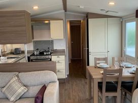 Blue Dolphin Holiday Park - Holiday Accommodation 10154 - North Yorkshire (incl. Whitby) - 1184891 - thumbnail photo 4