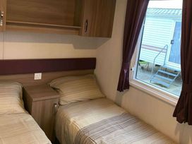 Blue Dolphin Holiday Park - Holiday Accommodation 10154 - North Yorkshire (incl. Whitby) - 1184891 - thumbnail photo 7