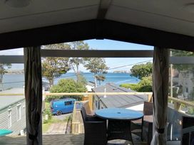 Lydstep Beach - Holiday Accommodation 10162 - South Wales - 1184893 - thumbnail photo 5