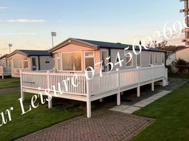 Skipsea Sands Holiday Park - Holiday Accommodation 10304 - North Yorkshire (incl. Whitby) - 1184901 - thumbnail photo 16