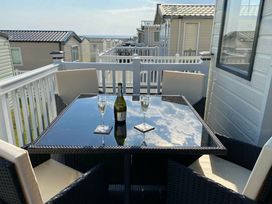 Chesil Beach Holiday Park - Holiday Accommodation 10367 - Dorset - 1184906 - thumbnail photo 3