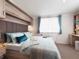 Chesil Beach Holiday Park - Holiday Accommodation 10367 - Dorset - 1184906 - thumbnail photo 8