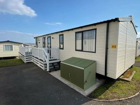Chesil Beach Holiday Park - Holiday Accommodation 10367 - Dorset - 1184906 - thumbnail photo 11