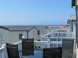Chesil Beach Holiday Park - Holiday Accommodation 10367 - Dorset - 1184906 - thumbnail photo 12