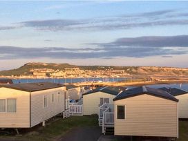 Chesil Beach Holiday Park - Holiday Accommodation 10367 - Dorset - 1184906 - thumbnail photo 16