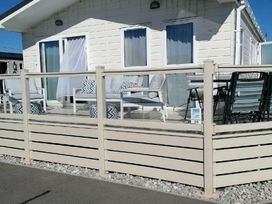 Pevensey Bay Holiday Park - Holiday Accommodation 10420 - Kent & Sussex - 1184909 - thumbnail photo 1