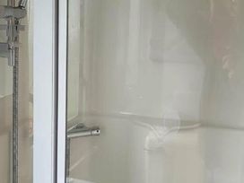 Golden Gate Holiday Centre - Holiday Accommodation 10581 - North Wales - 1184935 - thumbnail photo 10