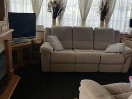 Millers Cottage Caravan Park - Holiday Accommodation 10623 - North Wales - 1184940 - thumbnail photo 5