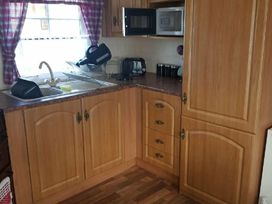 Millers Cottage Caravan Park - Holiday Accommodation 10623 - North Wales - 1184940 - thumbnail photo 6
