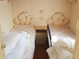 Millers Cottage Caravan Park - Holiday Accommodation 10623 - North Wales - 1184940 - thumbnail photo 7