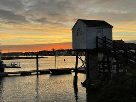 Pinewoods Holiday Park - Holiday Accommodation 10664 - Norfolk - 1184949 - thumbnail photo 18