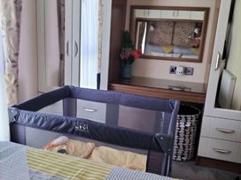 Primrose Valley Holiday Park - Holiday Accommodation 10727 - North Yorkshire (incl. Whitby) - 1184951 - thumbnail photo 10