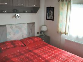 Waterside, Paignton - Holiday Accommodation 10728 - Devon - 1184952 - thumbnail photo 3