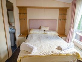 Todber Valley Holiday Park - Holiday Accommodation 10750 - Lake District - 1184955 - thumbnail photo 6