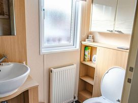 Todber Valley Holiday Park - Holiday Accommodation 10750 - Lake District - 1184955 - thumbnail photo 8