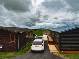 Todber Valley Holiday Park - Holiday Accommodation 10750 - Lake District - 1184955 - thumbnail photo 11