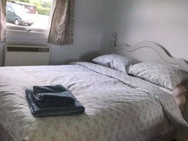 Hoburne Cotswolds - Holiday Accommodation 10757 - Somerset & Wiltshire - 1184958 - thumbnail photo 7