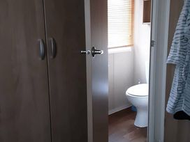 Primrose Valley Holiday Park - Holiday Accommodation 10765 - North Yorkshire (incl. Whitby) - 1184959 - thumbnail photo 2