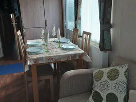 Primrose Valley Holiday Park - Holiday Accommodation 10765 - North Yorkshire (incl. Whitby) - 1184959 - thumbnail photo 5