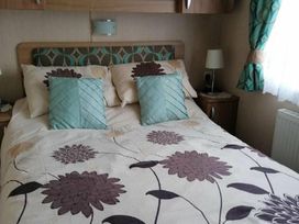 Primrose Valley Holiday Park - Holiday Accommodation 10765 - North Yorkshire (incl. Whitby) - 1184959 - thumbnail photo 11