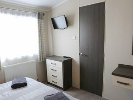 Rockley Park - Holiday Accommodation 10769 - Dorset - 1184960 - thumbnail photo 7