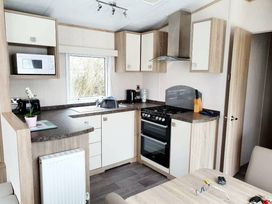 Shorefield Country Park - Holiday Accommodation 10821 - Dorset - 1184970 - thumbnail photo 4
