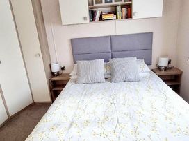 Shorefield Country Park - Holiday Accommodation 10821 - Dorset - 1184970 - thumbnail photo 6