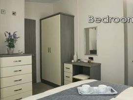 Beverley Park - Holiday Accommodation 10840 - Devon - 1184972 - thumbnail photo 3