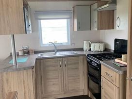 Cayton Bay Caravan Park - Holiday Accommodation 10845 - North Yorkshire (incl. Whitby) - 1184974 - thumbnail photo 5