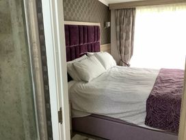 Shorefield Country Park - Holiday Accommodation 10876 - Dorset - 1184976 - thumbnail photo 6