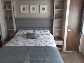 Waterside Bowleaze Cove Holiday Park - Holiday Accommodation 10893 - Dorset - 1184978 - thumbnail photo 6
