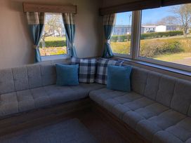 Primrose Valley Holiday Park - Holiday Accommodation 10915 - North Yorkshire (incl. Whitby) - 1184983 - thumbnail photo 13