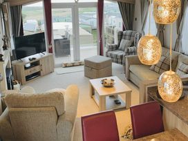 Thornwick Bay Holiday Village - Holiday Accommodation 10938 - North Yorkshire (incl. Whitby) - 1184985 - thumbnail photo 2