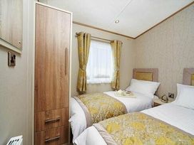 Thornwick Bay Holiday Village - Holiday Accommodation 10938 - North Yorkshire (incl. Whitby) - 1184985 - thumbnail photo 9