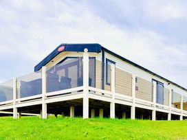 Thornwick Bay Holiday Village - Holiday Accommodation 10938 - North Yorkshire (incl. Whitby) - 1184985 - thumbnail photo 11