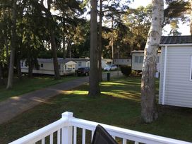 Wild Duck Holiday Park - Holiday Accommodation 10940 - Norfolk - 1184986 - thumbnail photo 5