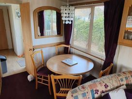 Towervans Holiday Park - Holiday Accommodation 10979 - Lincolnshire - 1184991 - thumbnail photo 8