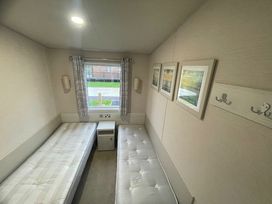 Hafan y Mor Haven - Holiday Accommodation 11037 - North Wales - 1184995 - thumbnail photo 7
