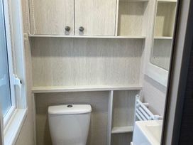 Hafan y Mor Haven - Holiday Accommodation 11037 - North Wales - 1184995 - thumbnail photo 13
