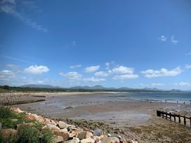 Hafan y Mor Haven - Holiday Accommodation 11037 - North Wales - 1184995 - thumbnail photo 16